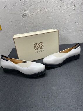 Ukies Amanda stone nappa Leather Slip-On Platform Flats with Black Sole